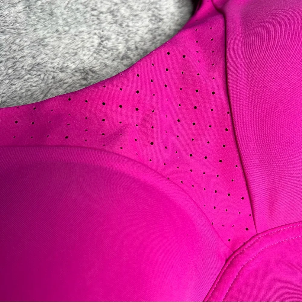 Lululemon Run Times Bra Ripened Raspberry (RIPR) Size 38DD NWT *Adjustable* - Picture 7 of 16
